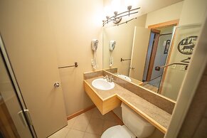 Tennis Townhomes 1331