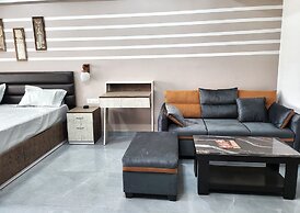 Studios By La Sentido