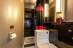 La Belle 10 Boutique Hotel