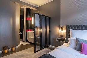 La Belle 10 Boutique Hotel