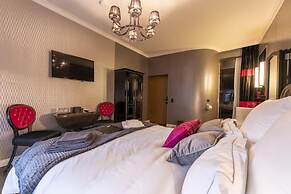 La Belle 10 Boutique Hotel