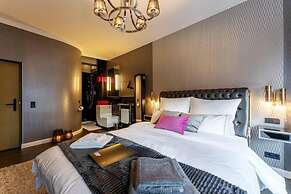 La Belle 10 Boutique Hotel