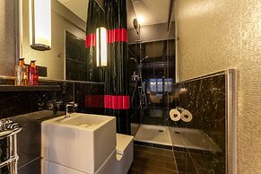 La Belle 10 Boutique Hotel