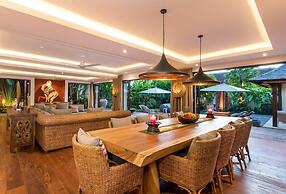 Sundance Villa in Umalas Panoramic Rooftop Views