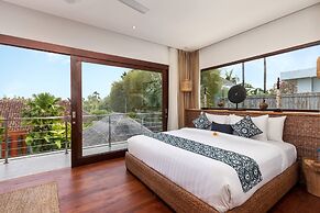 Sundance Villa in Umalas Panoramic Rooftop Views