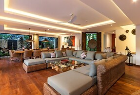 Sundance Villa in Umalas Panoramic Rooftop Views