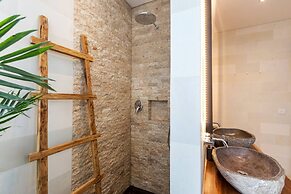 Sundance Villa in Umalas Panoramic Rooftop Views