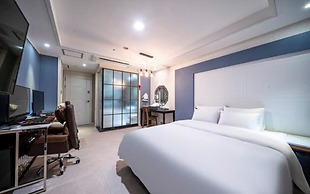Changwon Hotel Baba