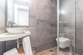 Avenue 41 Guest House