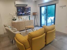 Avenue 41 Guest House