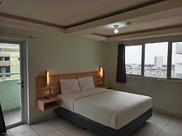 IZI COZI HOTEL KEMAYORAN