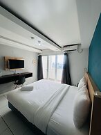 IZI COZI HOTEL KEMAYORAN