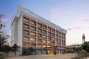 Days Inn by Wyndham Kunming Airport Economic Zone