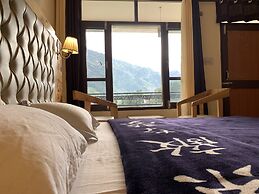 Jungle by sturmfrei Manali