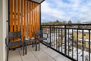 Bel Mare Elegant Apartment by Renters