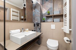 Bel Mare Elegant Apartment by Renters