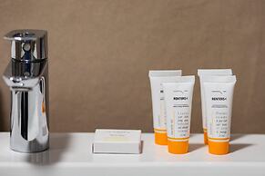 Bel Mare Elegant Apartment by Renters