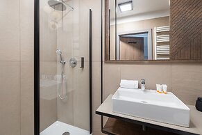 Bel Mare Elegant Apartment by Renters