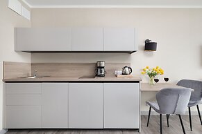 Bel Mare Elegant Apartment by Renters