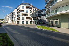 Bel Mare Elegant Apartment by Renters