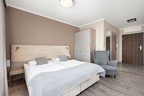 Bel Mare Elegant Apartment by Renters