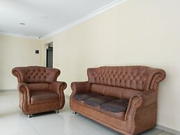 Metro Hotel Bekasi by Cocotel