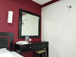 Metro Hotel Bekasi by Cocotel