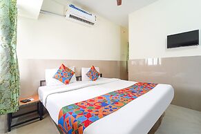 FabExpress Clover Castle