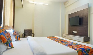 Fabhotel The Guest House