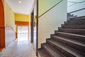 Fabhotel Bns Comforts