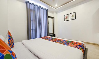 Fabhotel The Micky House