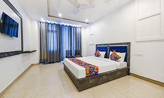 Fabhotel The Micky House