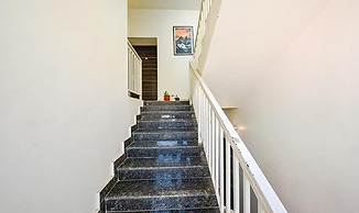 Fabhotel The Micky House