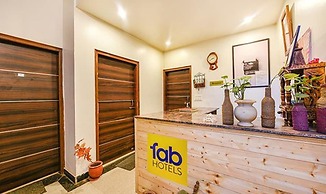 Fabhotel The Micky House