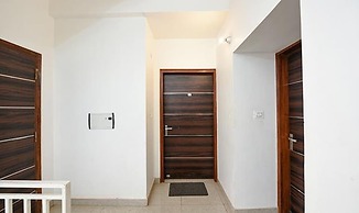 Fabhotel The Micky House