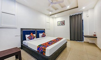 Fabhotel The Micky House