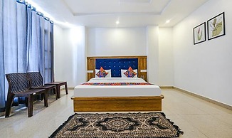 Fabhotel The Micky House