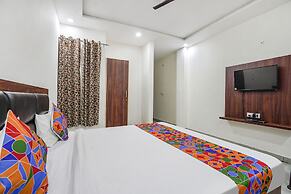 Fabhotel Akash Inn