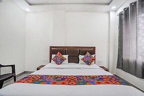 Fabhotel Akash Inn