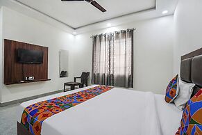 Fabhotel Akash Inn