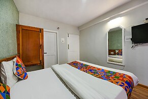 Fabhotel Monalisa