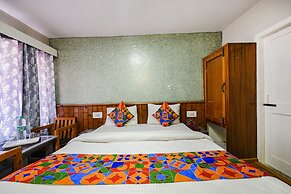 Fabhotel Monalisa