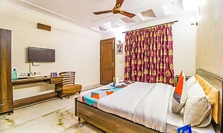 Fabhotel Sunrise Residency