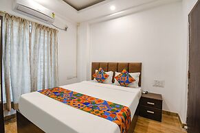 Fabhotel Seven Wonders 55