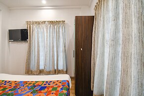 Fabhotel Seven Wonders 55