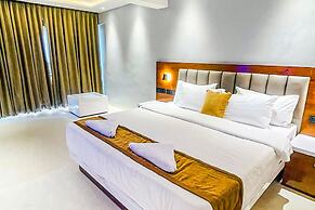 Fabhotel Emersion Residency