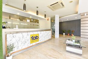 FabHotel Apex