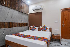 Fabhotel Perams Grand Inn