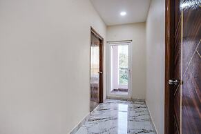 Fabhotel Perams Grand Inn