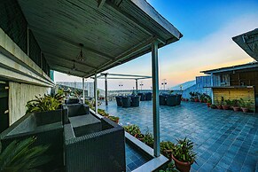 Fabhotel Prime Hemkunth